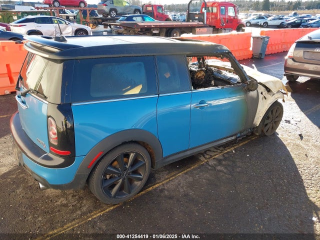 2013 MINI CLUBMAN WMWZG3C51DT576368 Photo 3