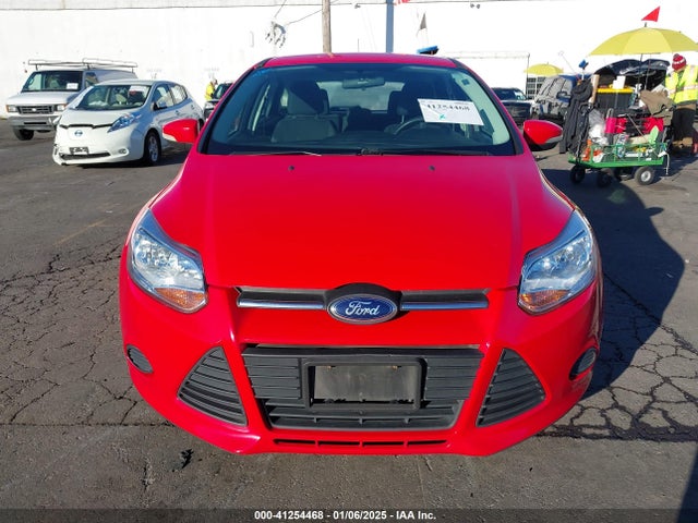 Ford FOCUS SE 2014 1FADP3K24EL132607 Image 12