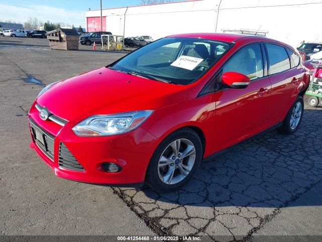 Ford FOCUS SE 2014 1FADP3K24EL132607 Image 2