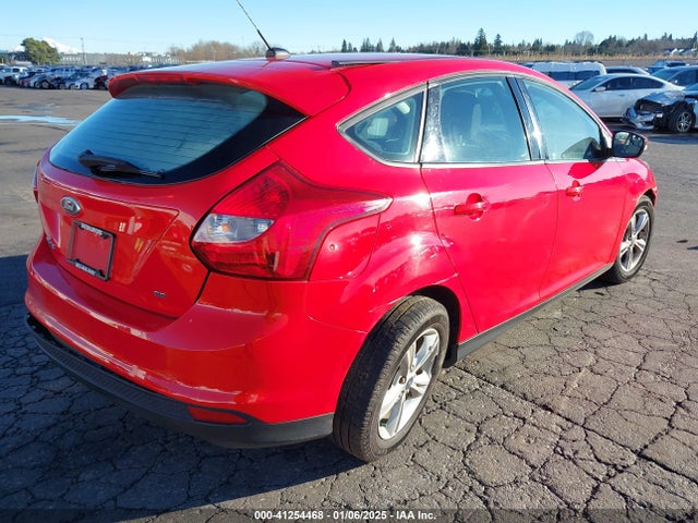 Ford FOCUS SE 2014 1FADP3K24EL132607 Image 4