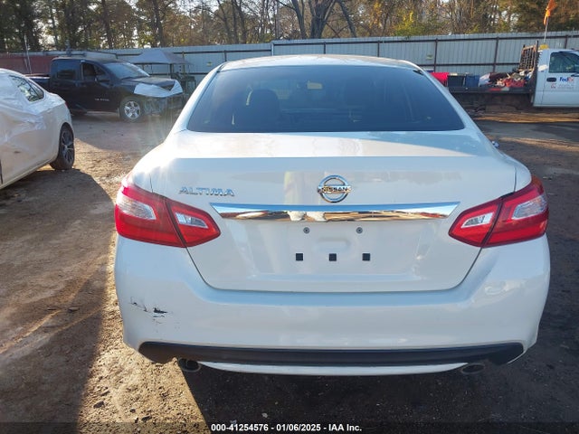 Nissan Altima 2.5 S 2017 1N4AL3AP9HN310791 Image 17