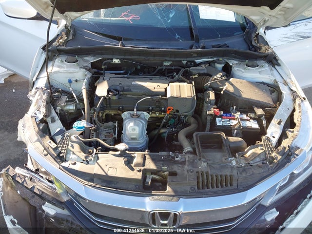 1HGCR2F37HA284010 Honda ACCORD LX