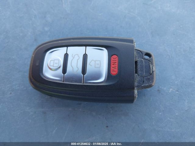 WA1LFAFP0FA049783 Audi Q5 2.0t Premium