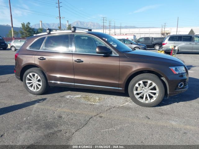 WA1LFAFP0FA049783 Audi Q5 2.0t Premium