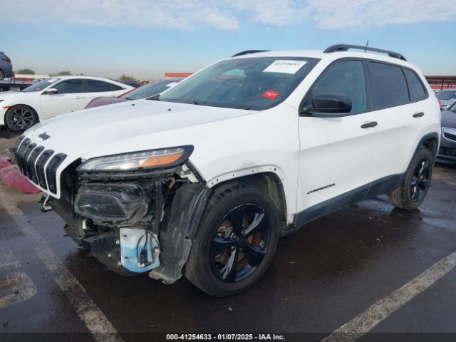 1C4PJLAS0HW527476 Jeep Cherokee Altitude Fwd