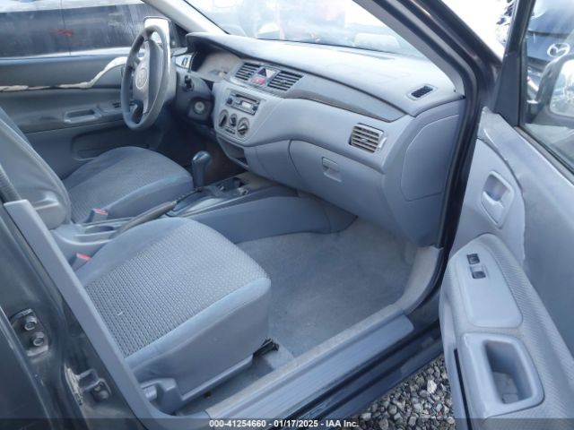 2003 MITSUBISHI LANCER JA3AJ26E83U006060 Photo 4