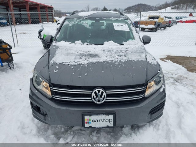 WVGBV7AX6HK020604 Volkswagen Tiguan S/limited