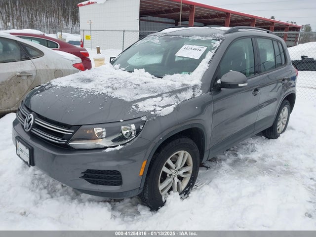 WVGBV7AX6HK020604 Volkswagen Tiguan S/limited