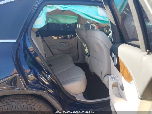 WDC0G4KB8KF585423 Mercedes-Benz Glc 300 4matic