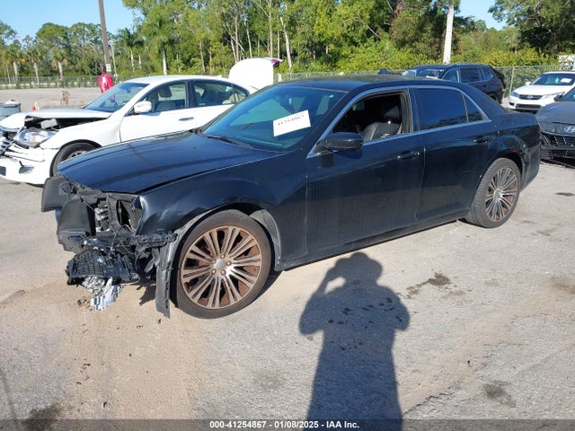 Chrysler 300 300s 2014 2C3CCABG5EH145305 Image 2