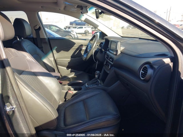 KM8K3CA57KU240262 Hyundai Kona Limited