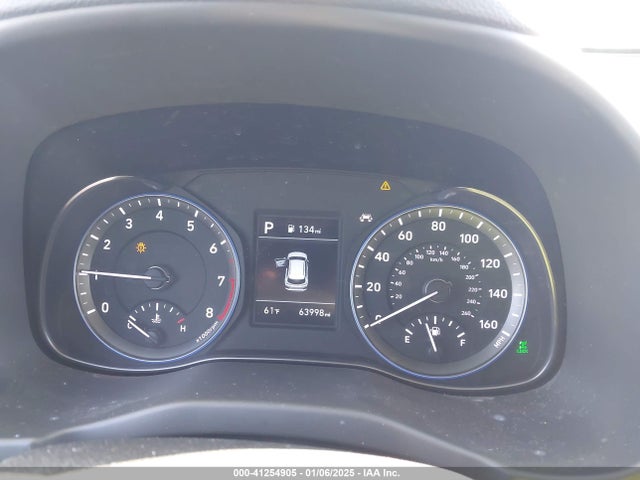 KM8K3CA57KU240262 Hyundai Kona Limited