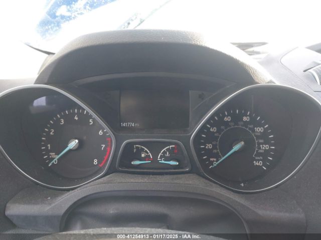 1FMCU0GD6HUA21252 Ford ESCAPE SE