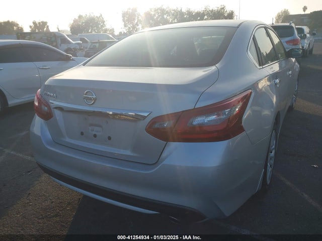 Nissan Altima 2.5 S 2018 1N4AL3AP0JC163455 Image 4