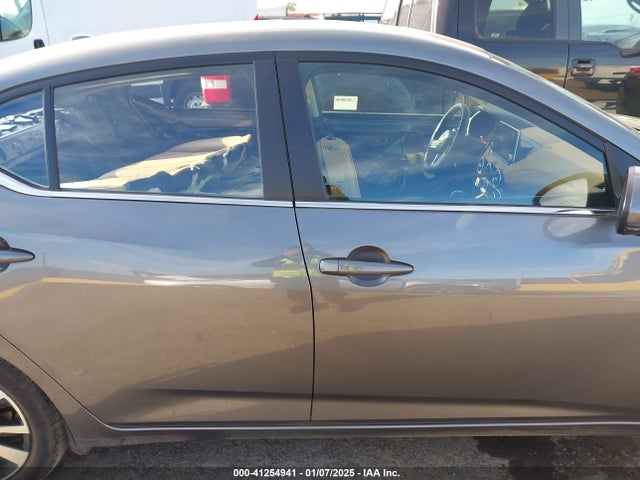 Nissan SENTRA SV 2025 3N1AB8CV1SY202961 Image 13