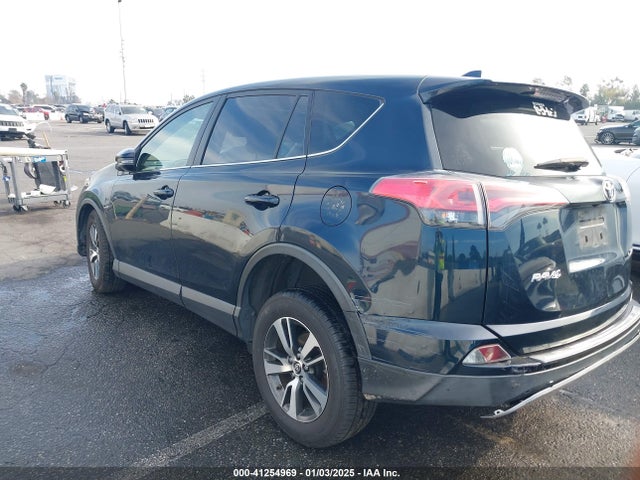 Toyota Rav4 Xle 2018 JTMWFREV6JD124656 Image 14