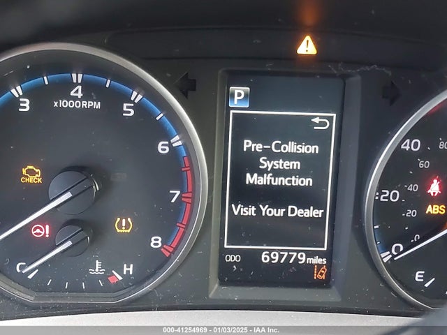 Toyota Rav4 Xle 2018 JTMWFREV6JD124656 Image 15