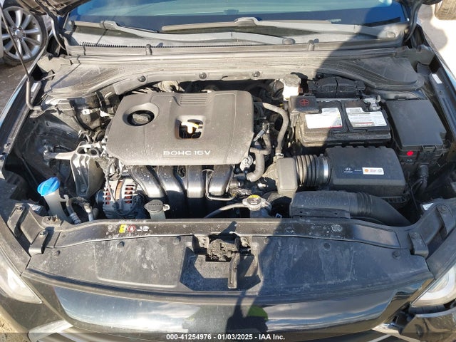Hyundai Elantra Value Edition 2017 KMHD84LF5HU431838 Image 10