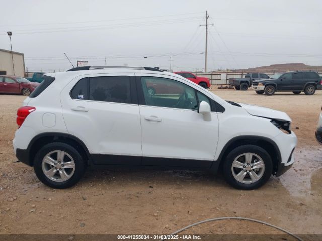 3GNCJLSB7HL259472 Chevrolet Trax Lt