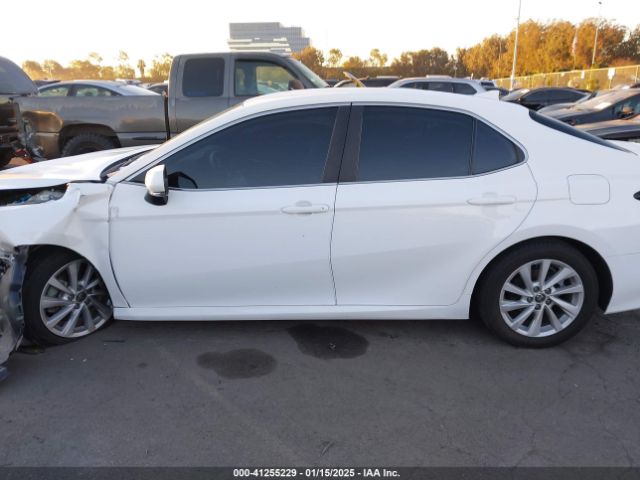 4T1R11AKXNU047476 Toyota CAMRY LE