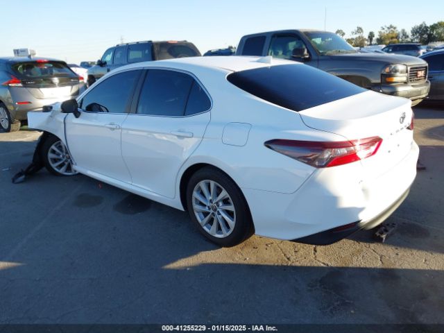 4T1R11AKXNU047476 Toyota CAMRY LE