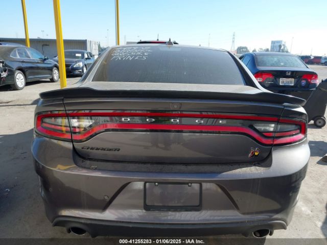 2C3CDXGJ2KH564051 Dodge Charger Scat Pack Rwd