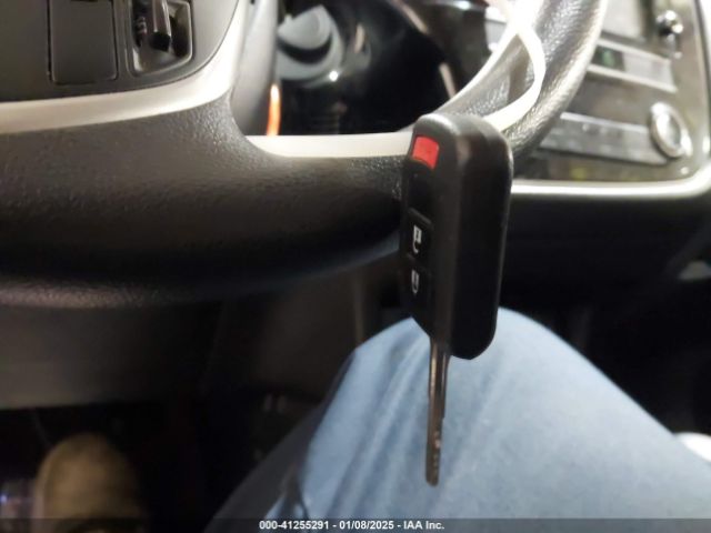 JA4AD2A36KZ018122 Mitsubishi Outlander Es