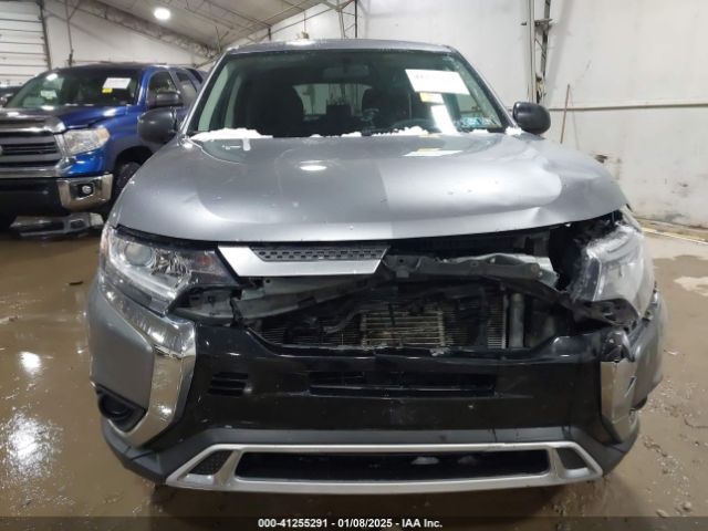JA4AD2A36KZ018122 Mitsubishi Outlander Es