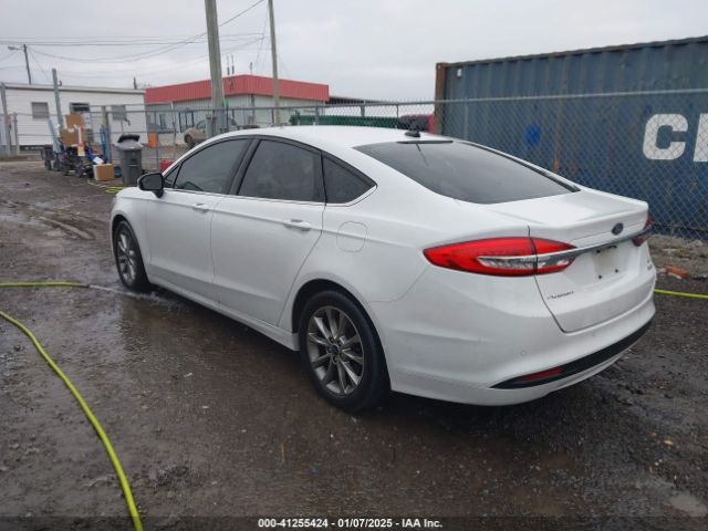 3FA6P0HD7HR309432 Ford FUSION SE