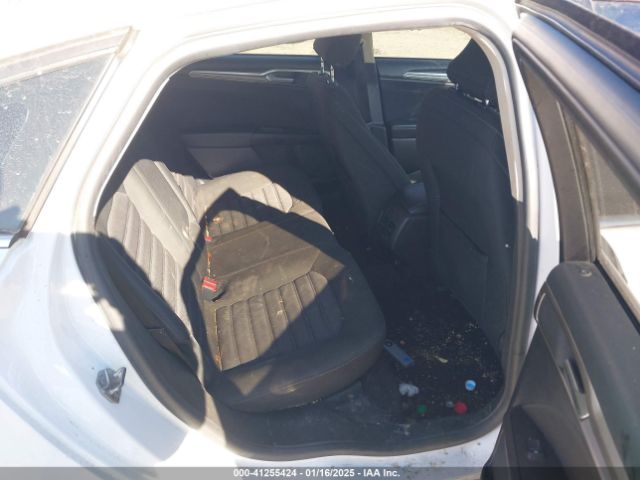 3FA6P0HD7HR309432 Ford FUSION SE