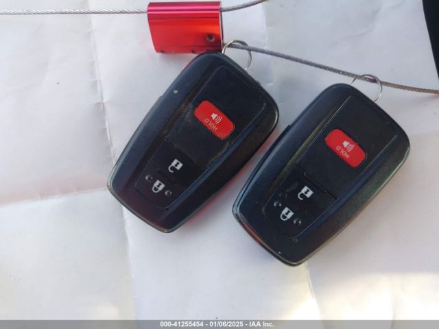 JTDKARFU8G3508441 Toyota Prius Three