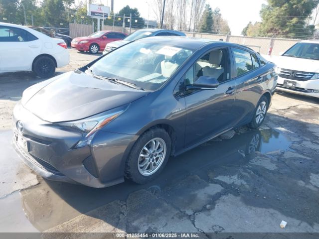 JTDKARFU8G3508441 Toyota Prius Three
