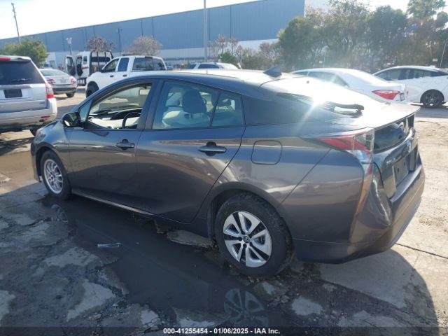 JTDKARFU8G3508441 Toyota Prius Three