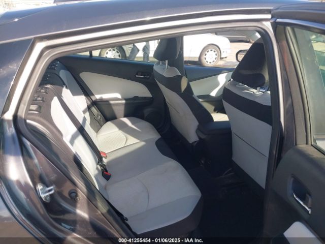 JTDKARFU8G3508441 Toyota Prius Three