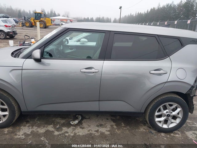 KIA SOUL LX 2022 KNDJ23AUXN7832851 Image 15