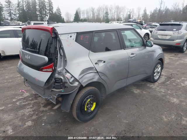 KIA SOUL LX 2022 KNDJ23AUXN7832851 Image 4