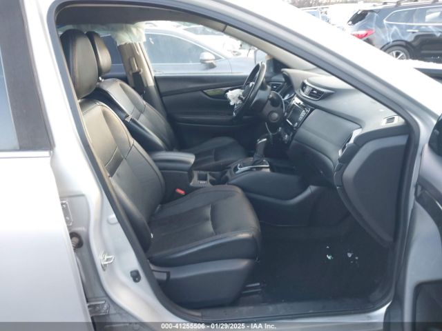JN8AT2MT9JW460255 Nissan Rogue Sl