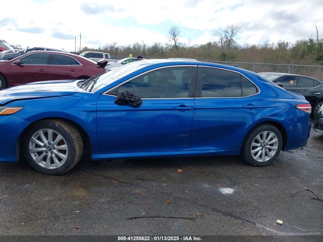 Toyota CAMRY LE 2020 4T1C11AKXLU352026 Image 14