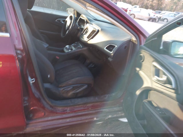 Chrysler 200 Limited 2015 1C3CCCAB7FN632726 Image 5