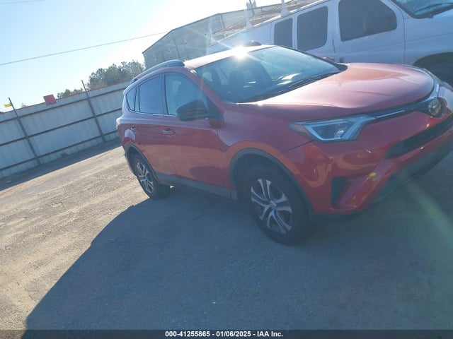 Toyota RAV4 LE 2017 JTMZFREVXHJ133661 Image 1