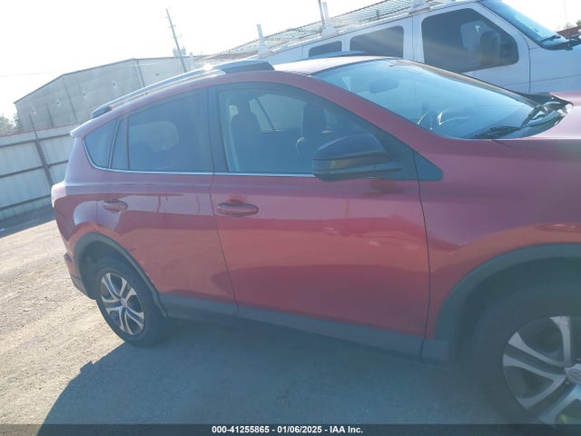 Toyota RAV4 LE 2017 JTMZFREVXHJ133661 Image 13