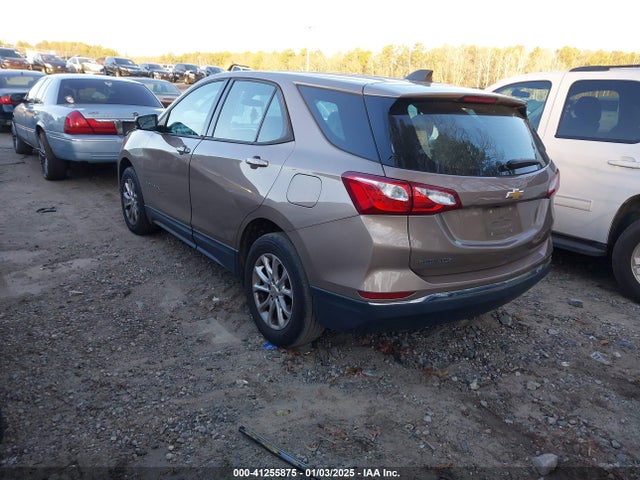 Chevrolet EQUINOX LS 2018 2GNAXHEV5J6226716 Image 3