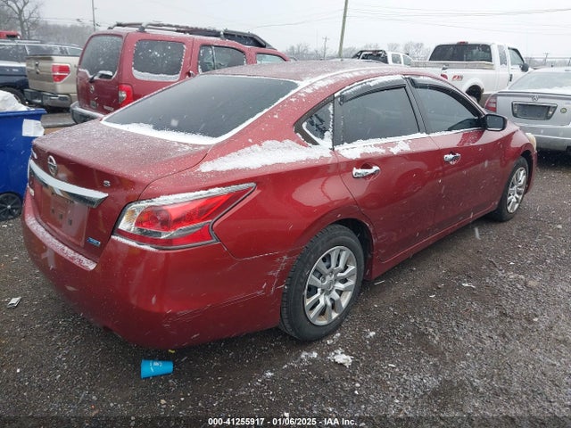 Nissan Altima 2.5 S 2014 1N4AL3AP3EN226817 Image 4