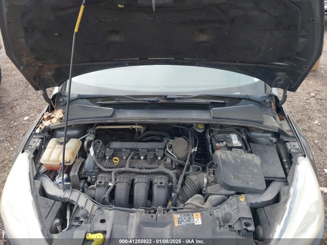 Ford FOCUS SE 2016 1FADP3F21GL266262 Image 10