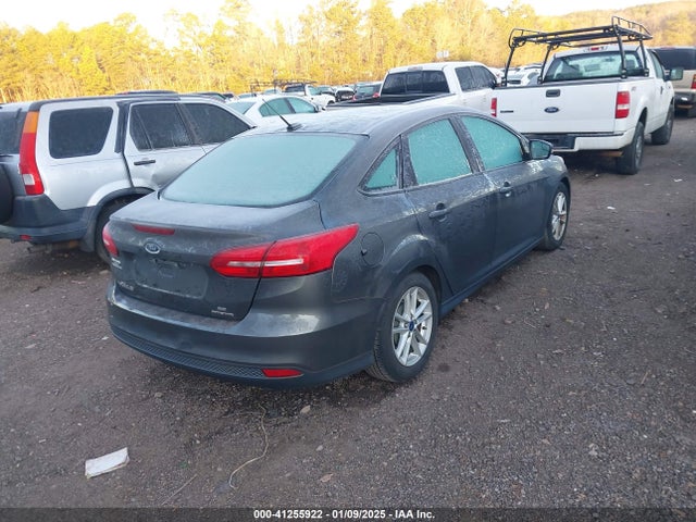 Ford FOCUS SE 2016 1FADP3F21GL266262 Image 4
