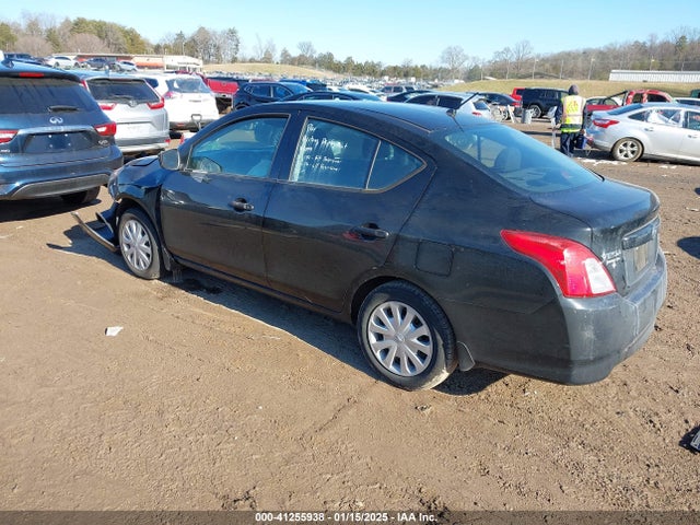 Nissan Versa 1.6 S 2018 3N1CN7AP3JL887958 Image 3