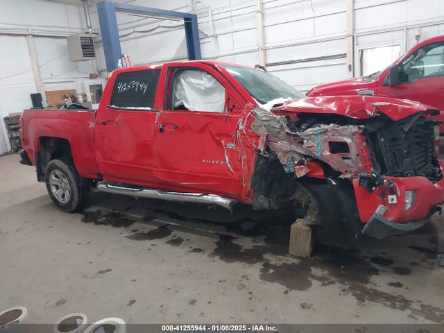 3GCUKREC4JG318025 Chevrolet Silverado 1500 2lt