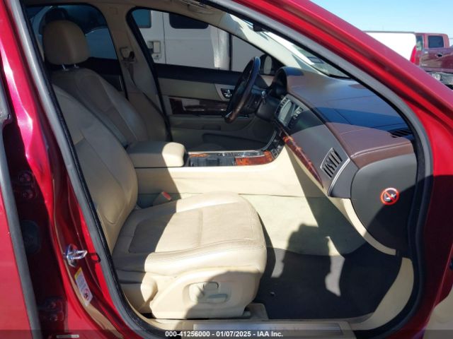 2009 JAGUAR XF SAJWA05B59HR06890 Photo 4