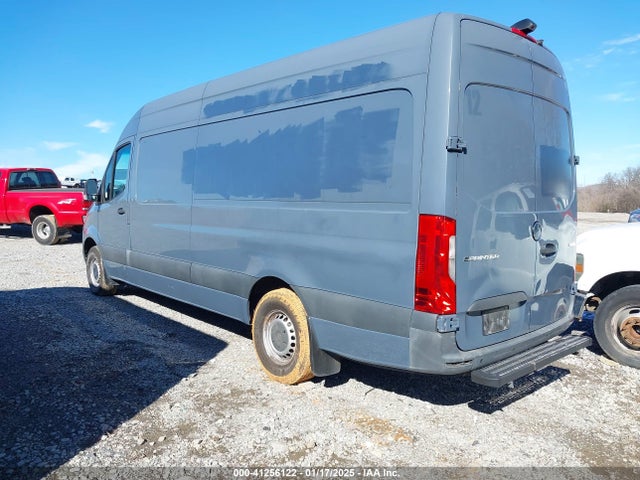 WD4PF1CDXKP125265 Mercedes-Benz Sprinter 2500 High Roof V6