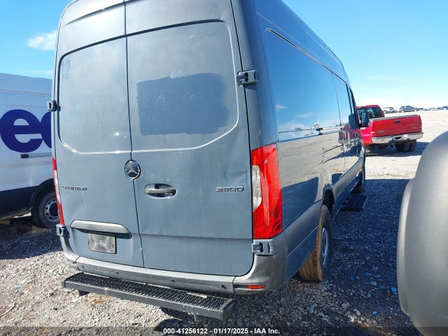 WD4PF1CDXKP125265 Mercedes-Benz Sprinter 2500 High Roof V6